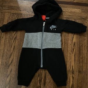Nike air hooded warm bodysuit with zipper
